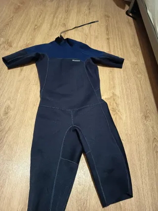Traje de neopreno corto