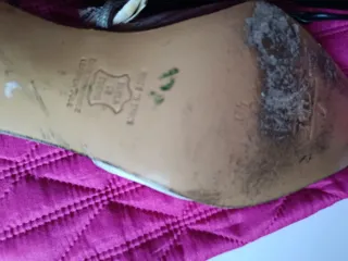 Sandalias de tacón doradas