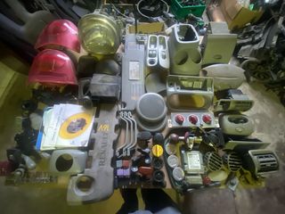 Peças Renault Twingo Faróis, Farolins, Botões, Gre