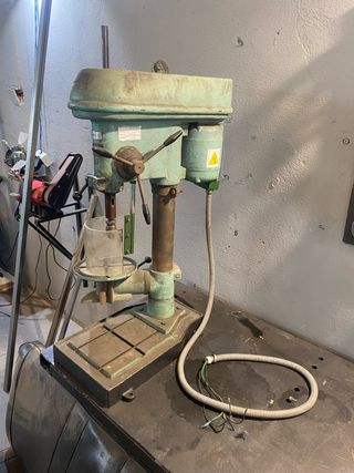 Taladro de columna para taller