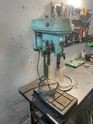 Taladro de columna para taller