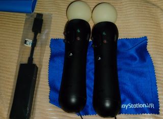 PS VR V1 + 2 Mandos Move + Adaptador PS5