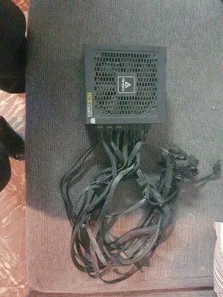 Fuente Alimentación Antec 750W Gaming