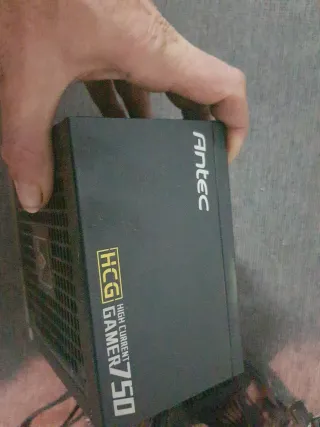 Fuente Alimentación Antec 750W Gaming