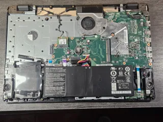 Acer Aspire E17 ES1-711-C93P Portátil Negro