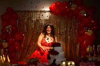 Vestito Quinceañera Rosso con Fiocco