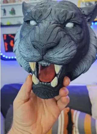 Figura Tigre 3D Morado y Negro.