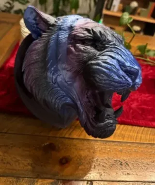 Figura Tigre 3D Morado y Negro.