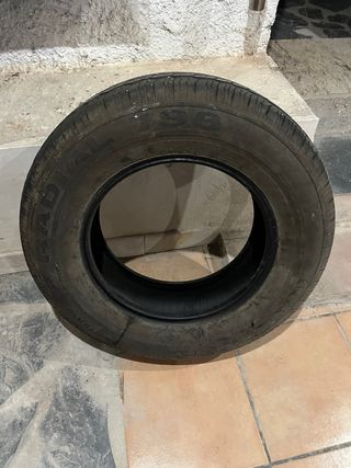 Neumático 4x4 225/70 R16
