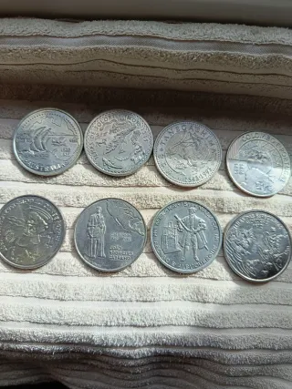 Conjunto de 8 moedas comemorativas