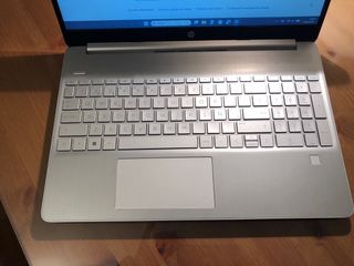 Ordenador portátil HP Plata