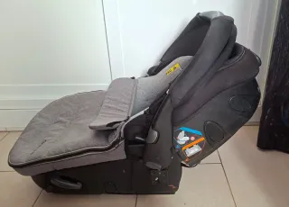 Jané Muum Matrix gris con protectores 0-13 kg