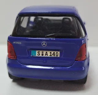 Miniatura Mercedes Clase A 1/34