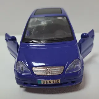 Miniatura Mercedes Clase A 1/34