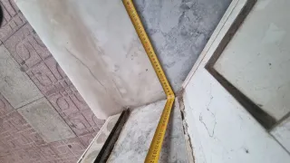 Puerta aluminio exterior entrada bar