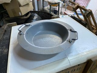 5 braseros y 4 regillas se vende todo en conjunto