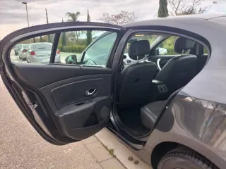 Renault Fluence 2012