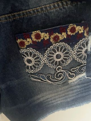 Shorts vaqueros Desigual