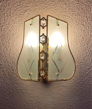 Aplique de pared cristal y metal dorado