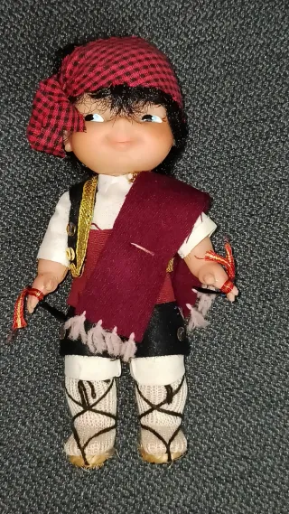 2 Figuras Regionales Baturros de 20 cm