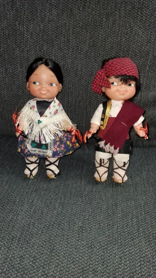 2 Figuras Regionales Baturros de 20 cm