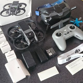 DJI Avata Pro-View Combo con Fotocamera