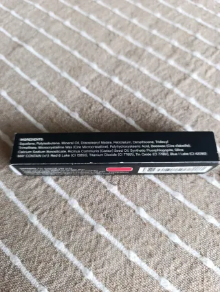 Younique Splash Rossetto Liquido