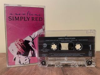 2 Cassette Simply Red - A New Flame & Stars
