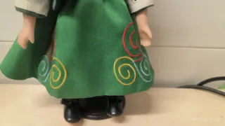 Muñeca porcelana decorativa 30 cm