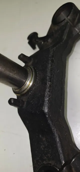 Tija para horquilla ae 2003-2008