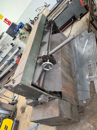 Plegadora y Cizalla Industrial