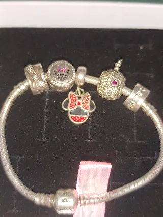 Pulsera Pandora 17cm + 5 charms