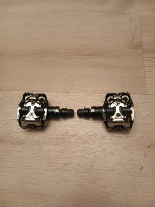 Pedales Shimano SPD