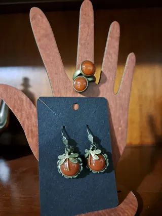 Orecchini vintage stile boho con corniola