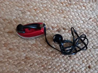 Mini plancha de viaje antigua, marca Jata.