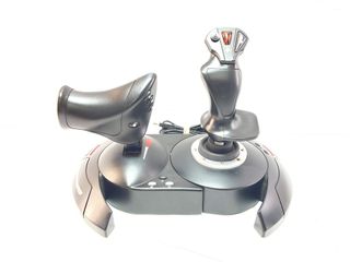 joystick pc thrustmaster t.fight