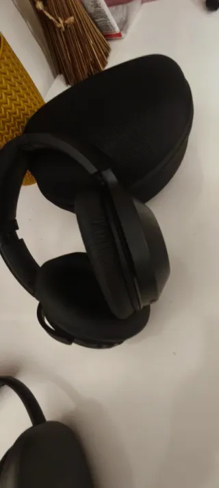 Cascos Inalámbricos Negros