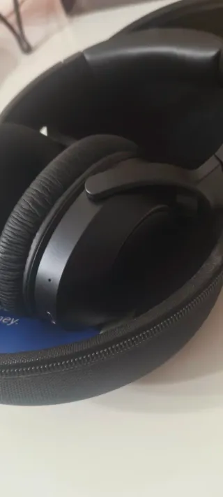 Cascos Inalámbricos Negros