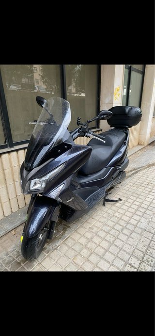 Kymco Grand Dink 300cc Negra