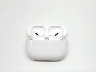 in-ear apple airpods pro 2 gen