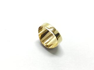 sello oro 18k con piedra con circonita