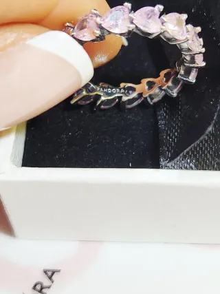 Anillo Pandora Corazones Brillantes. Talla 54/14