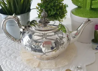 Set zuccheriera e teiera in peltro e sheffield