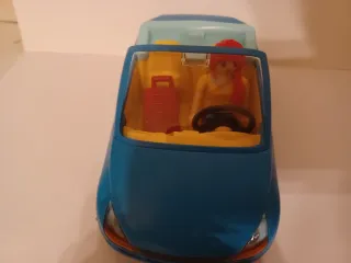 Playmobil Coche Azul con Muñeca y Maleta