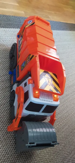 Camión de basura de juguete con luces y sonidos