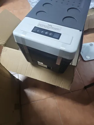 Nevera Portátil EUHOMY 18L 12V