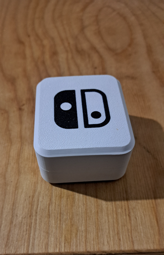 Estuche para 16 juegos Switch 1U/15€ 2U/25€ 3U/32€