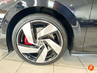 Volkswagen Golf GTI Performance 2.0 TSI 180kW(245CV) DSG
