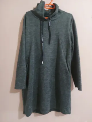 Vestido deportivo verde