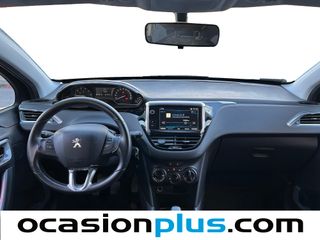Peugeot 2008 PureTech 82 Style 60 kW (82 CV)